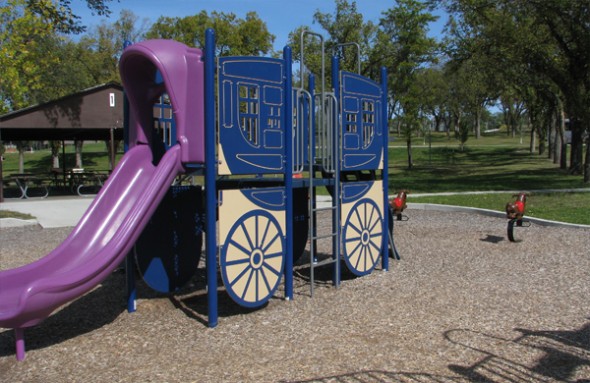 Lions-Park-Shelter-1-Playground-2