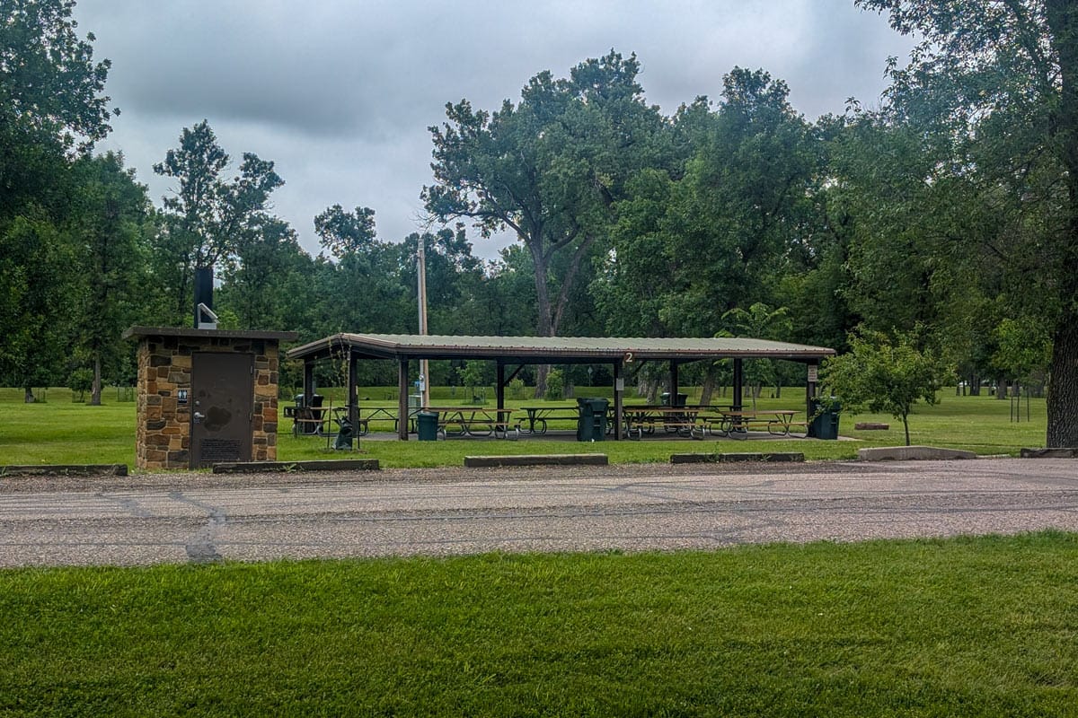 outdoor picnic shelter 2 in a park