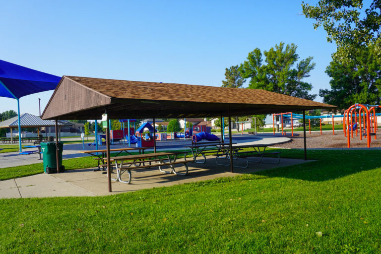Wachter Park shelter 1
