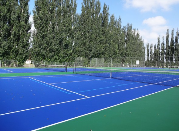 tennis/pickleball courts at North Central Park